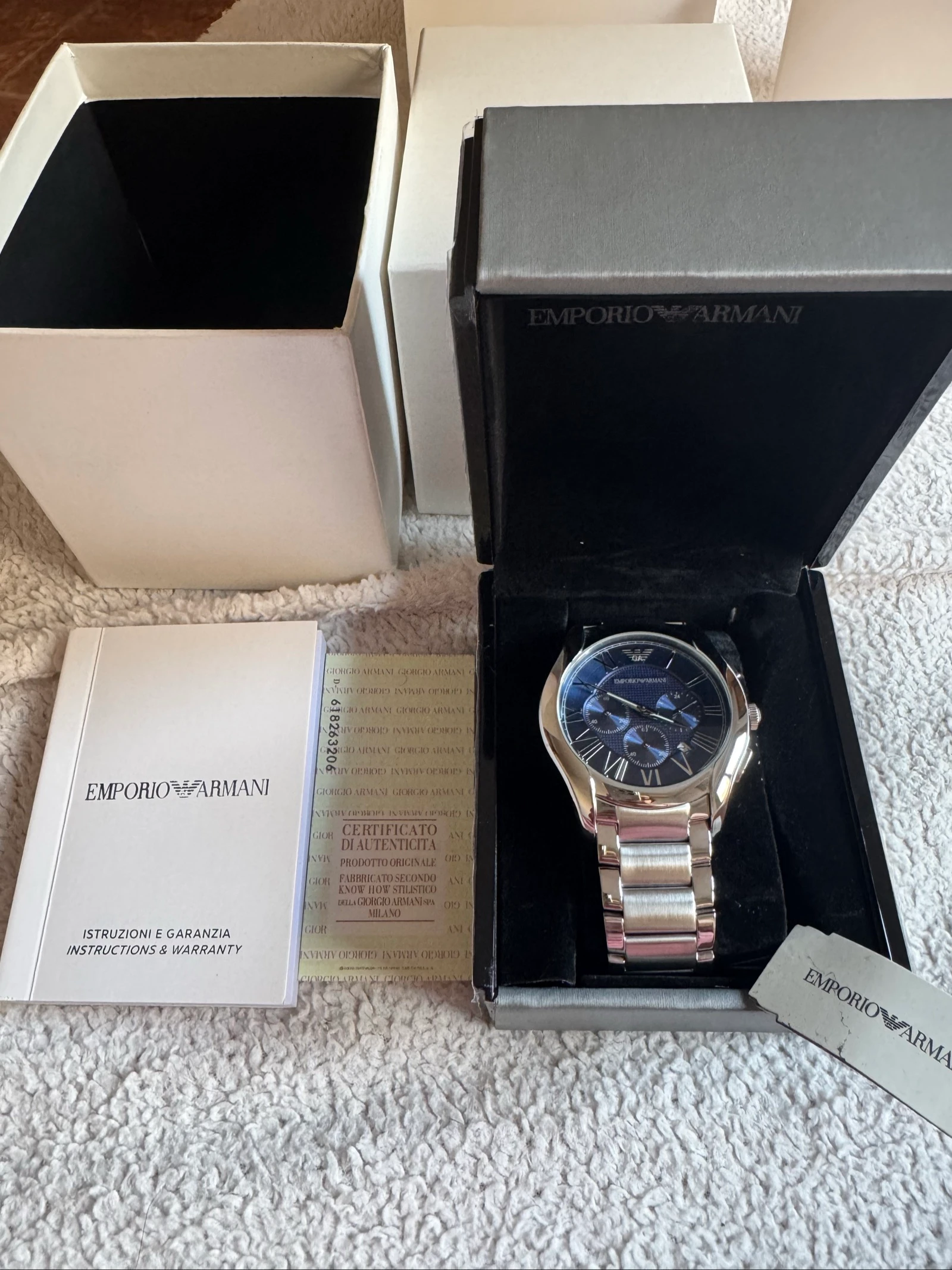 Reloj Emporio Armani.